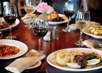 Casual fine dining – Sự giao thoa hoàn mỹ giữa đẳng cấp ẩm thực và tinh thần thoải mái