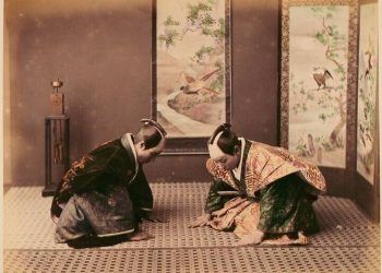 The Geometry of Respect: Deciphering the Sacred Heritage and Silent Trust Behind Japanese Ojigi