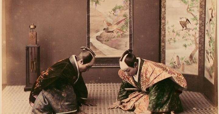 The Geometry of Respect: Deciphering the Sacred Heritage and Silent Trust Behind Japanese Ojigi